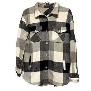 PLAID SHACKET - Women's Medium - Black and White Plaid - Heavy‎ Weight Flannel